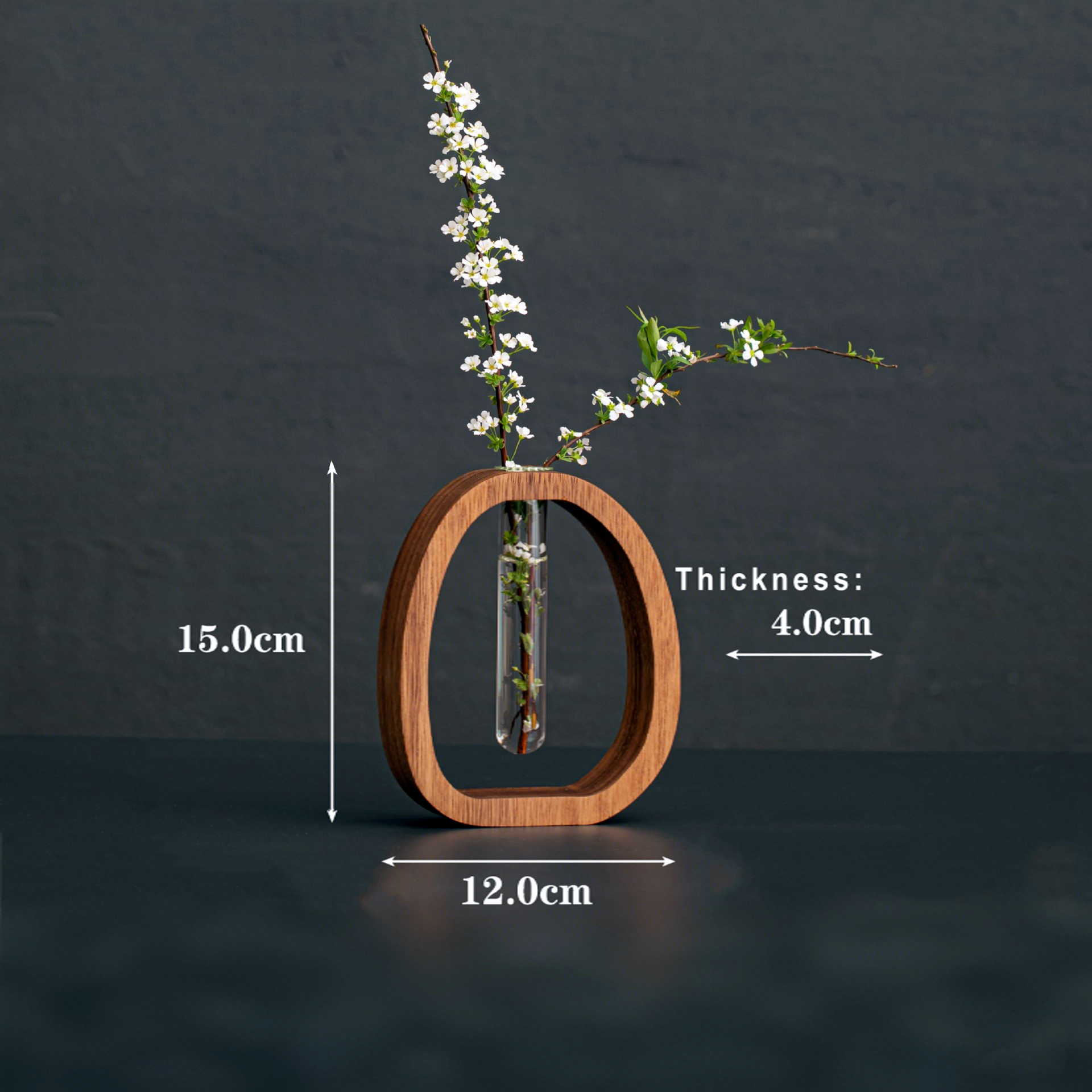 Creative Wooden and Glass Vase: Encounter the Beauty of Nature 🌱