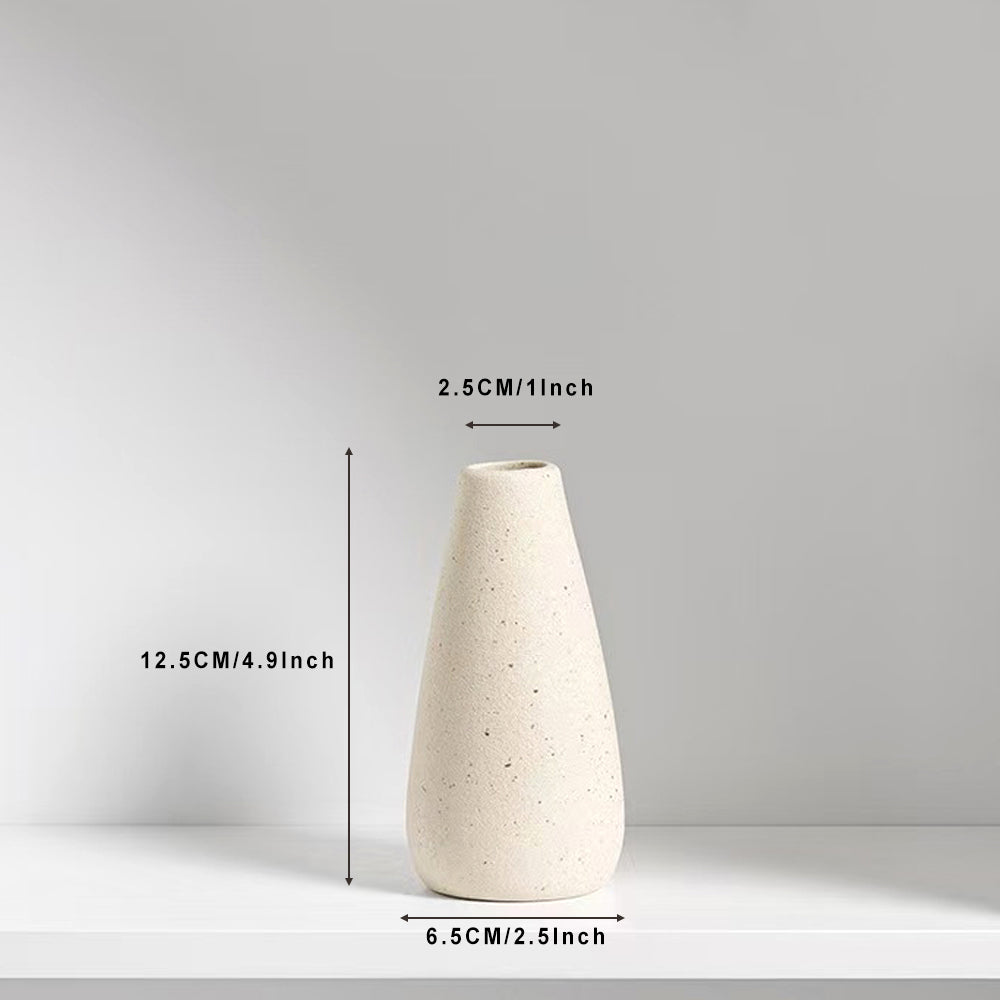 Minimalist Ceramic Vases: Encounter the Aesthetics of Life 🤍