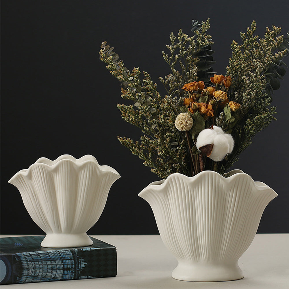 White Shell - Shaped Ceramic Vases: Decorate Your Home with Romance 🤍