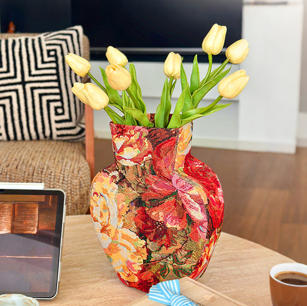 Vintage Jacquard Fabric Vases: Create an Artistic Ambience 🏺