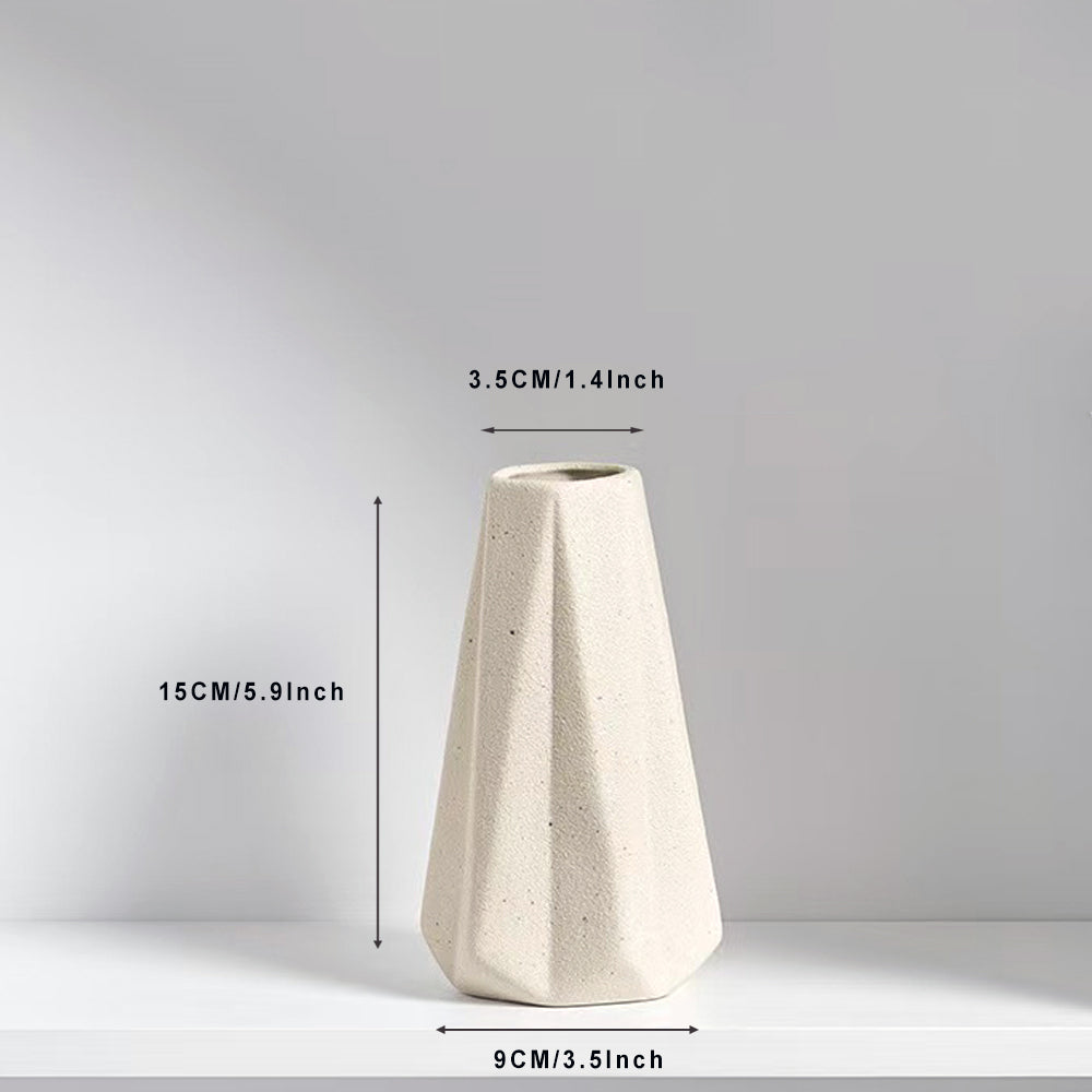 Minimalist Ceramic Vases: Encounter the Aesthetics of Life 🤍